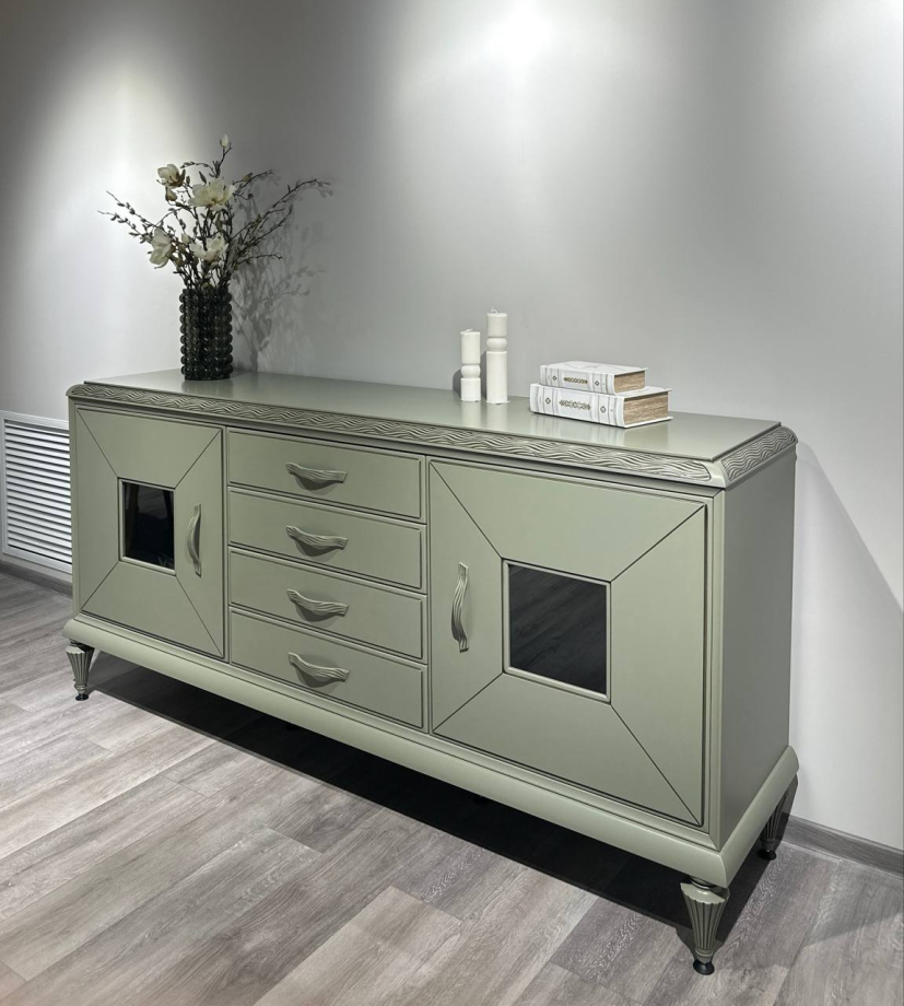 Комод Далорес 3-х створчатый