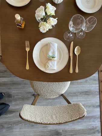 Стол овальный Q1300